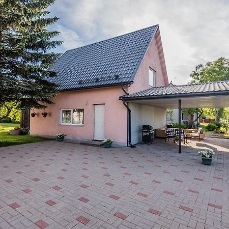Lubja Holiday House Pärnu Exterior foto